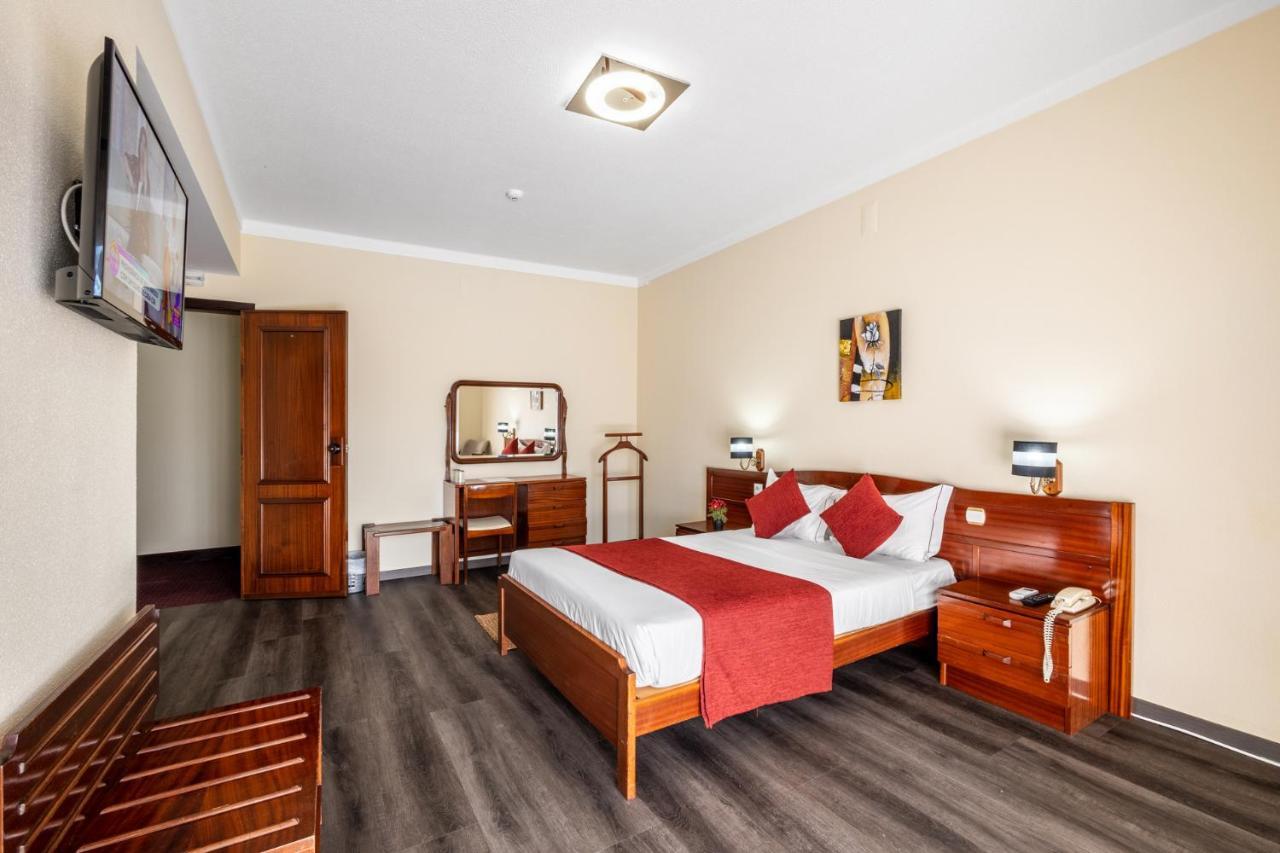 Hotel Colmeia Monte Real Zewnętrze zdjęcie
