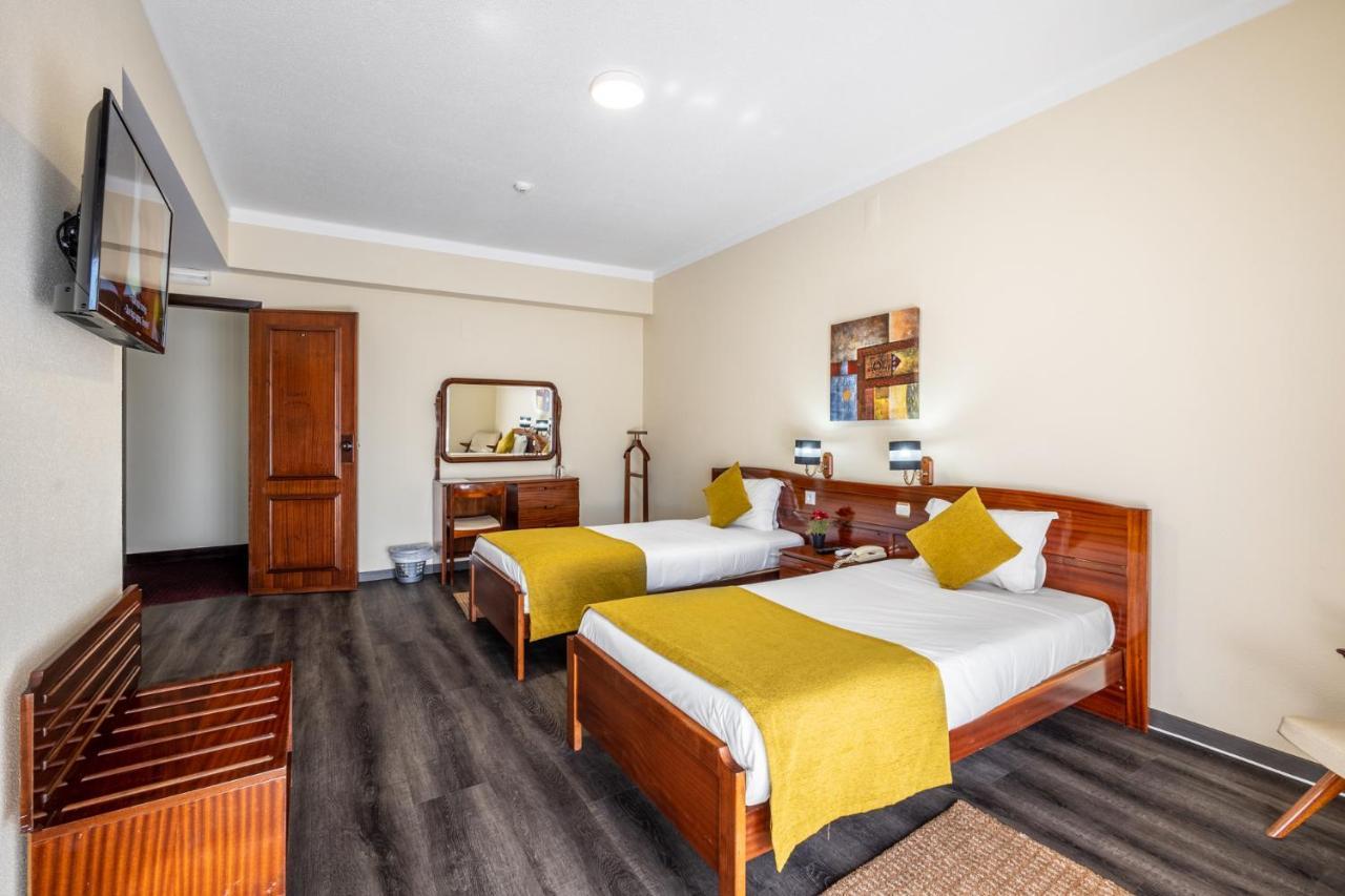 Hotel Colmeia Monte Real Zewnętrze zdjęcie